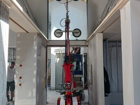 Smartlift SL 608 Glasrorboter bei der Brandschutzverglasung